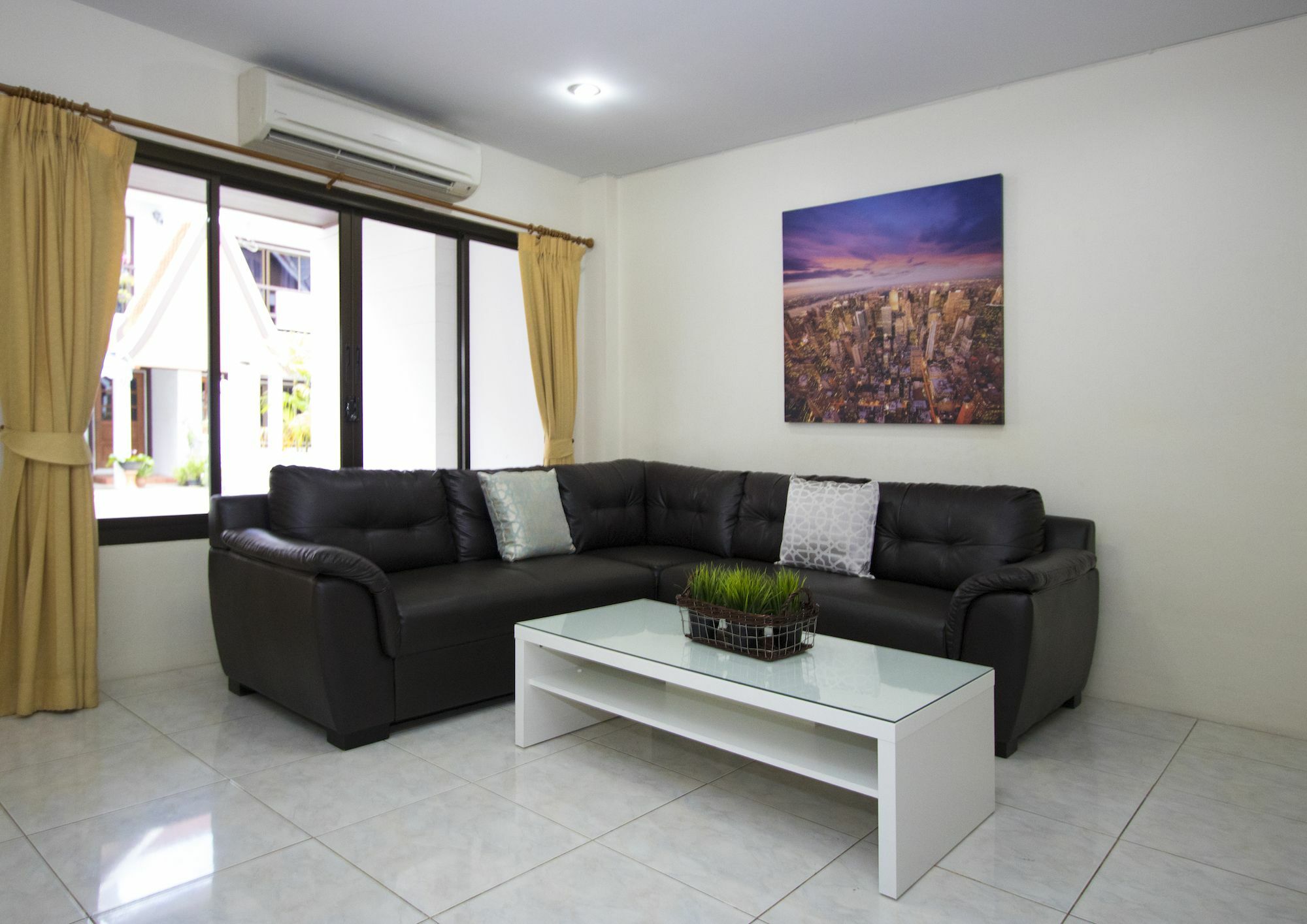 Ashford Villas Cosy Beach Pattaya ภายนอก รูปภาพ