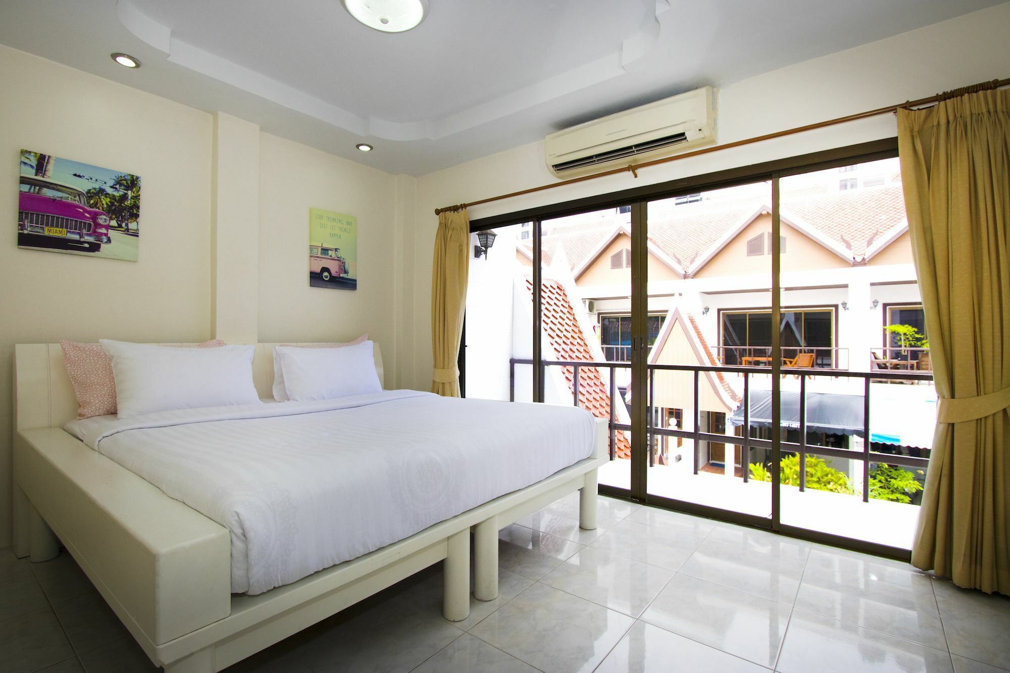 Ashford Villas Cosy Beach Pattaya ภายนอก รูปภาพ