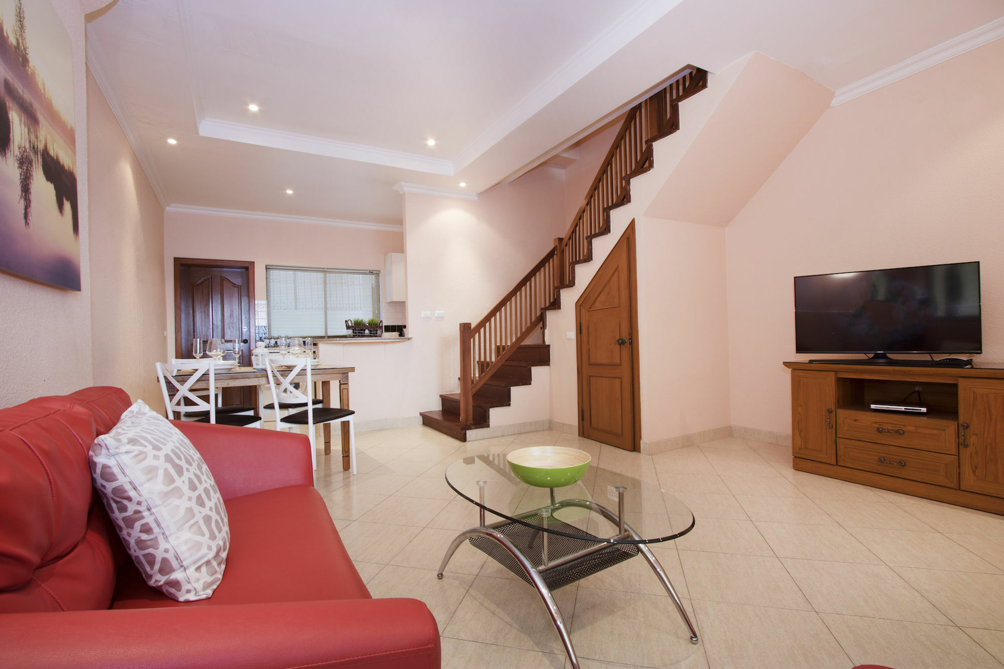 Ashford Villas Cosy Beach Pattaya ภายนอก รูปภาพ