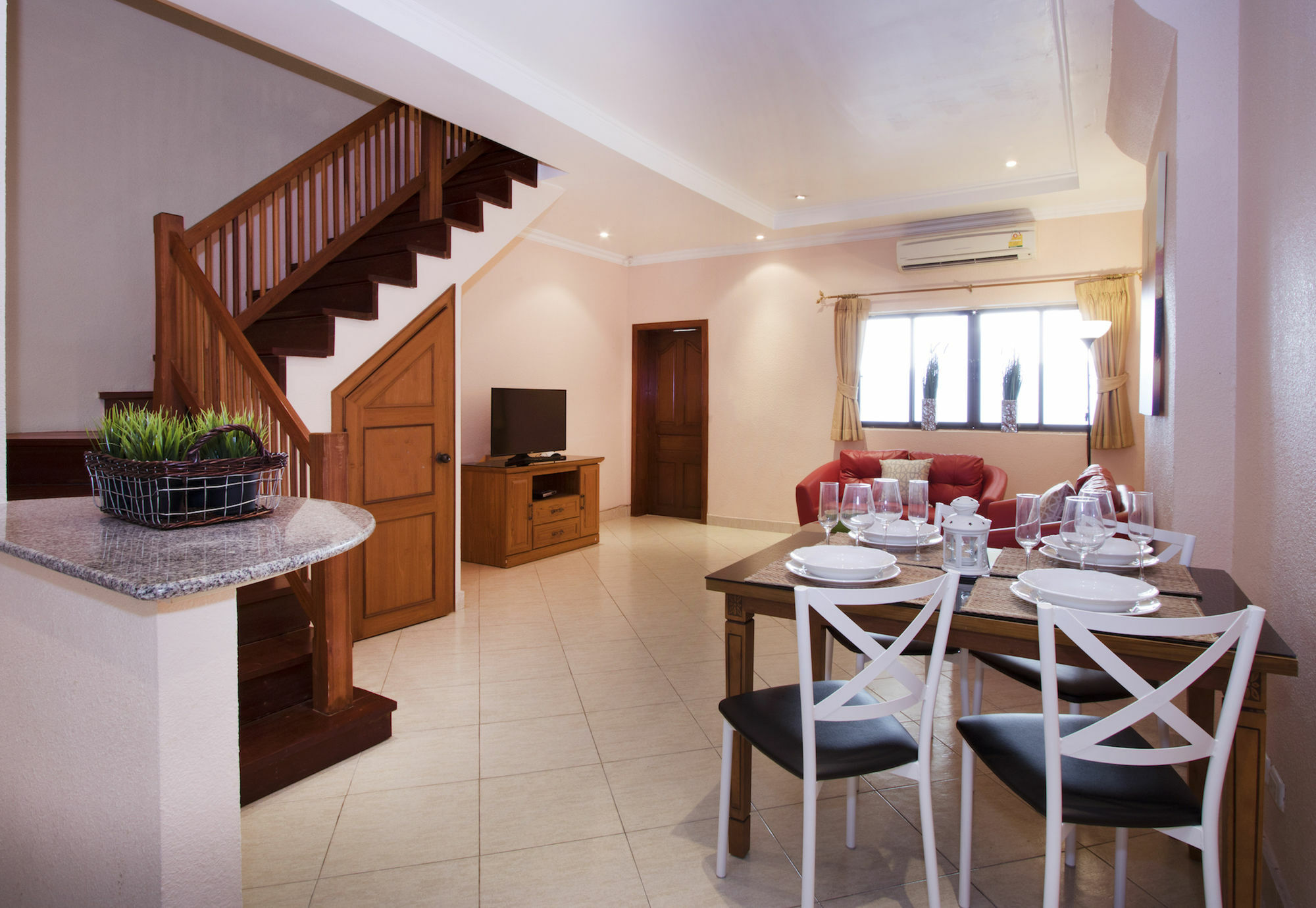Ashford Villas Cosy Beach Pattaya ภายนอก รูปภาพ